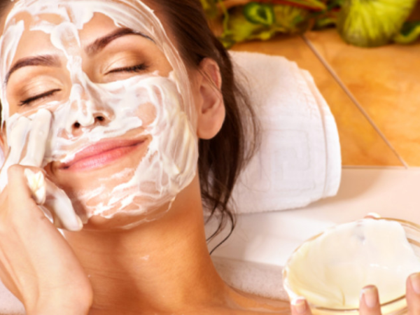 Mách nhỏ: 7 cách cải thiện da mặt chảy xệ ngay tại nhà