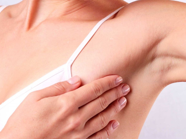 TẠI SAO LẠI XUẤT HIỆN TÌNH TRẠNG VIÊM NANG LÔNG Ở NÁCH | TRIỆT LÔNG HIỆU QUẢ TẠI SPA